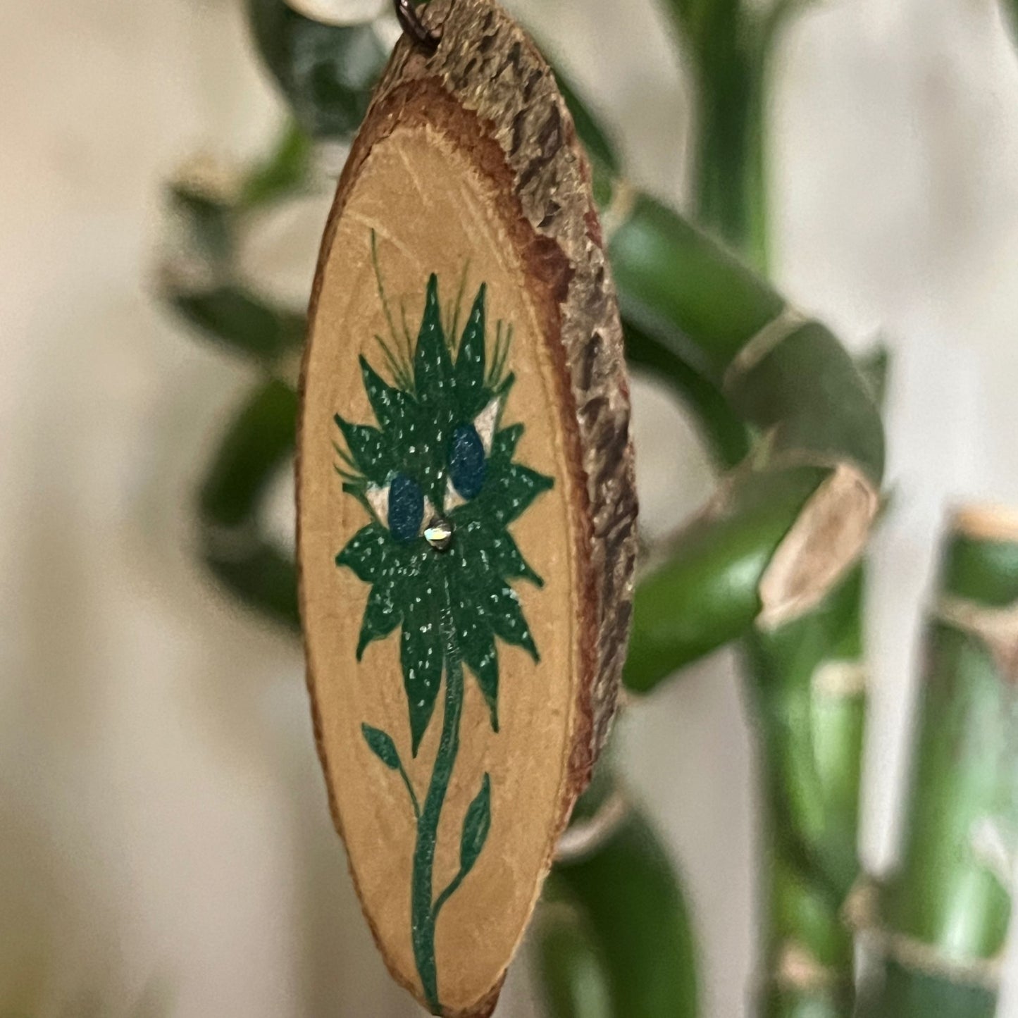 Enchanted Flower Pendant - Marvin